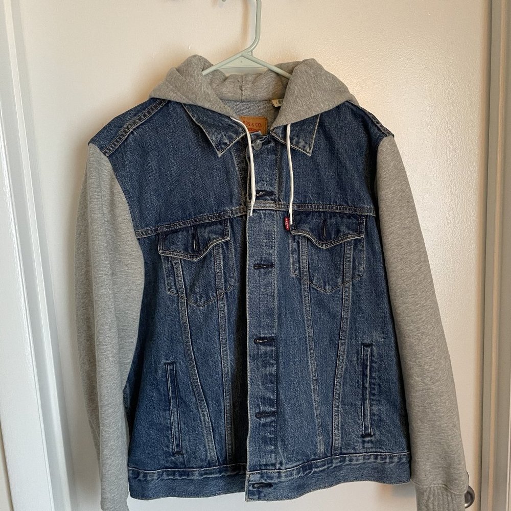 Excellent Condition Levi's Denim Sweatshirt